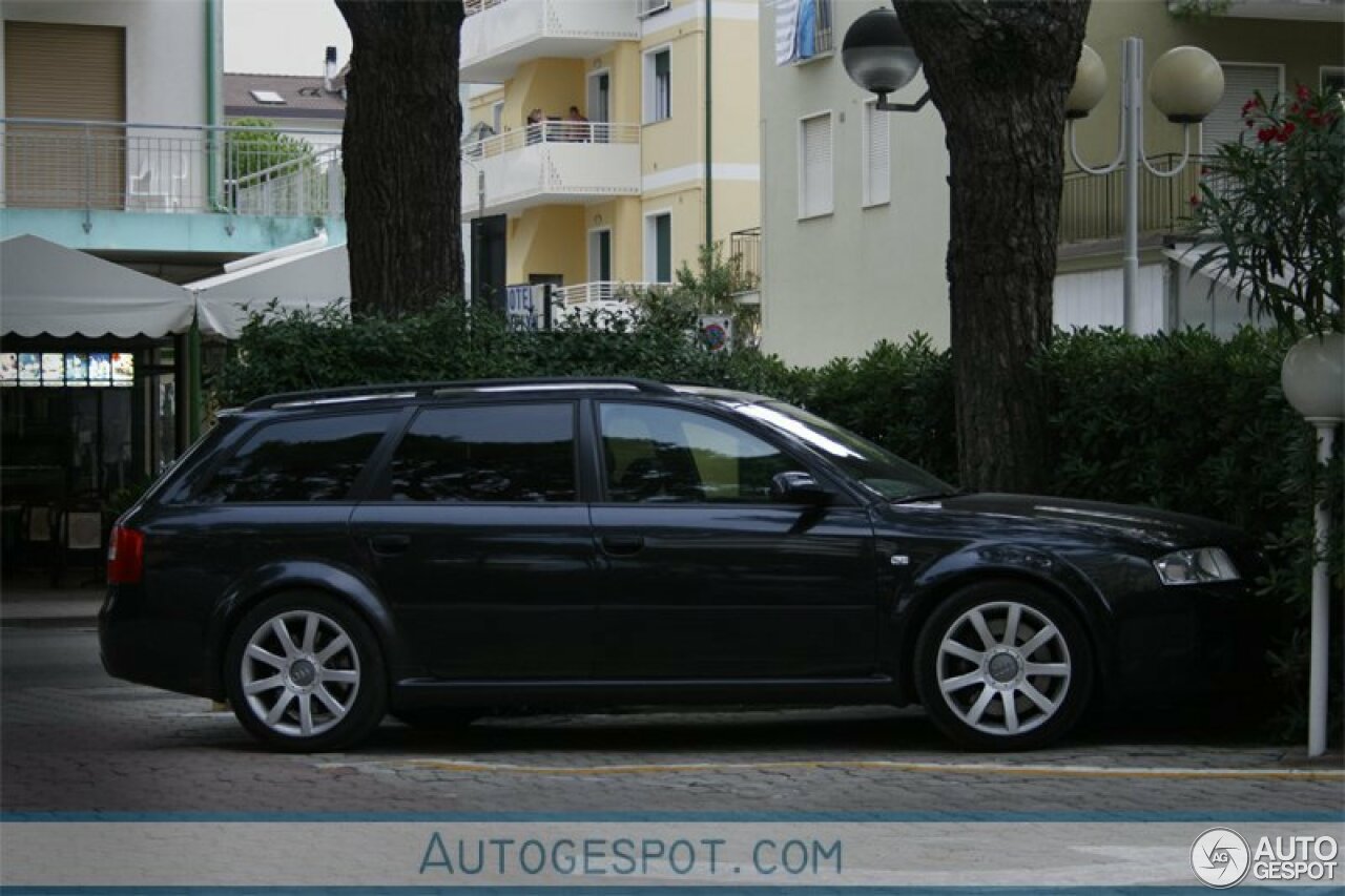 Audi RS6 Avant C5