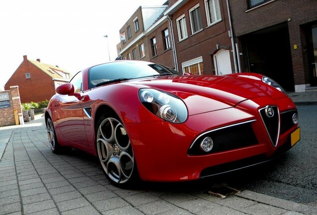 Alfa Romeo 8C Competizione