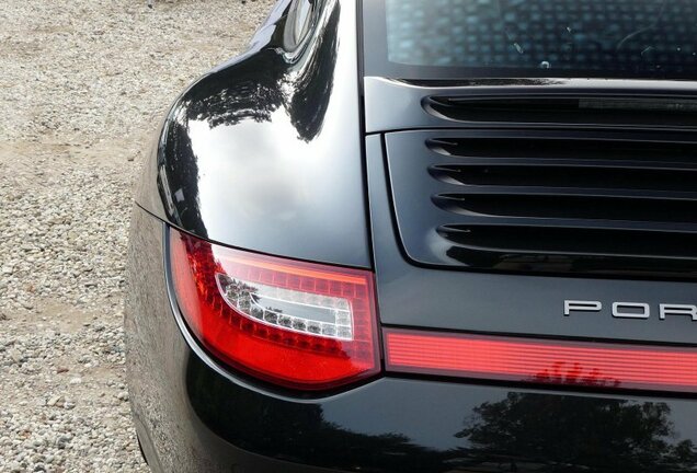 Porsche 997 Carrera 4S MkII Pon Edition