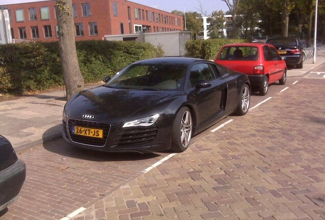 Audi R8