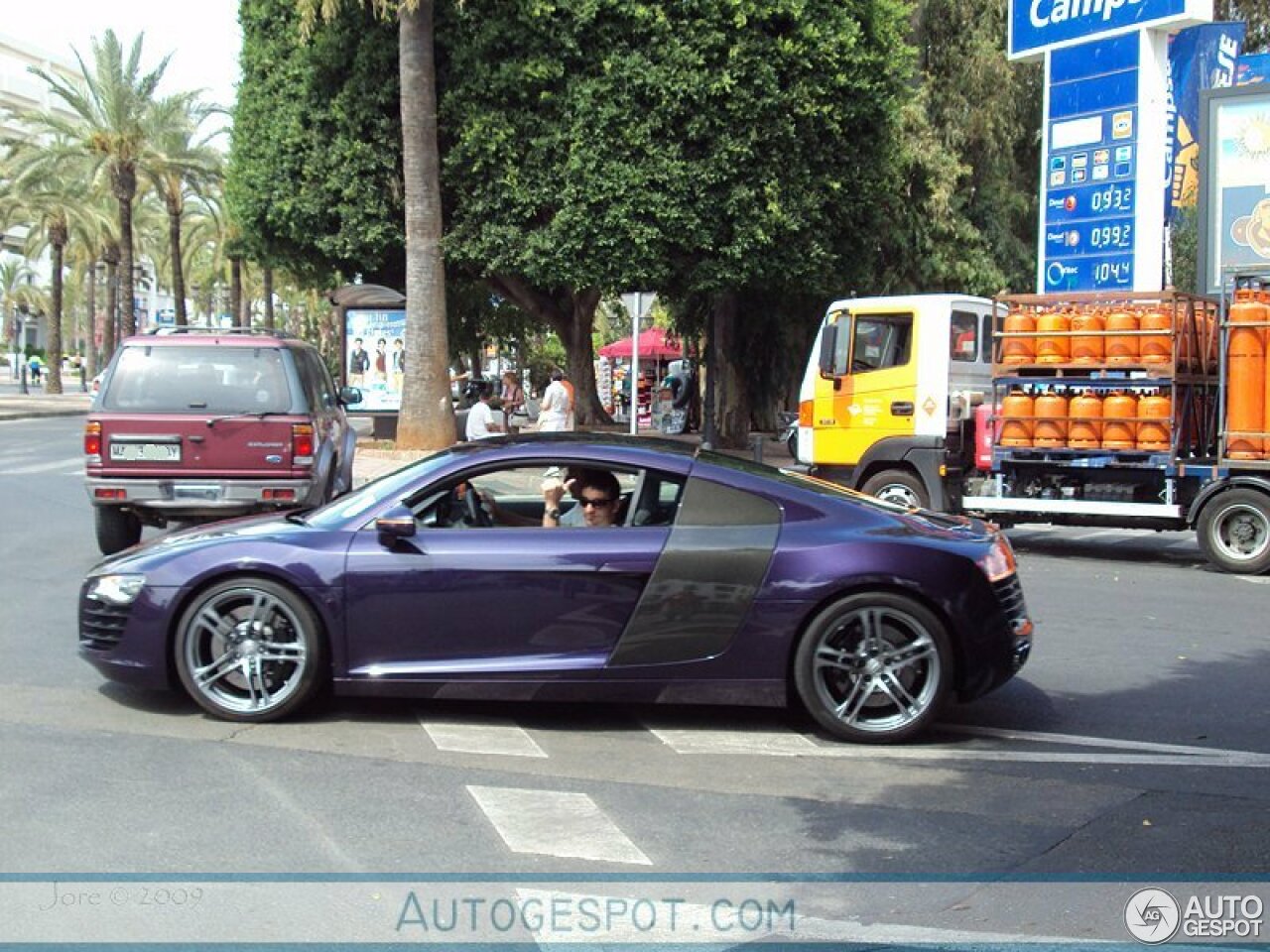 Audi R8