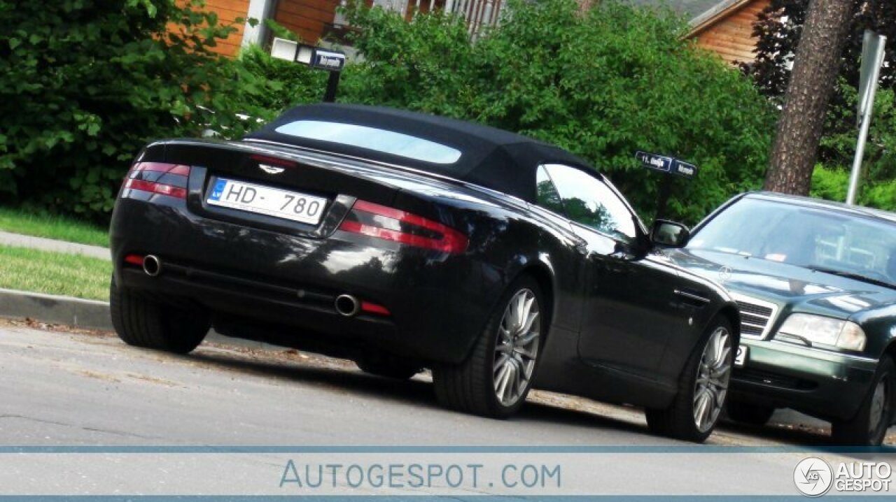 Aston Martin DB9 Volante