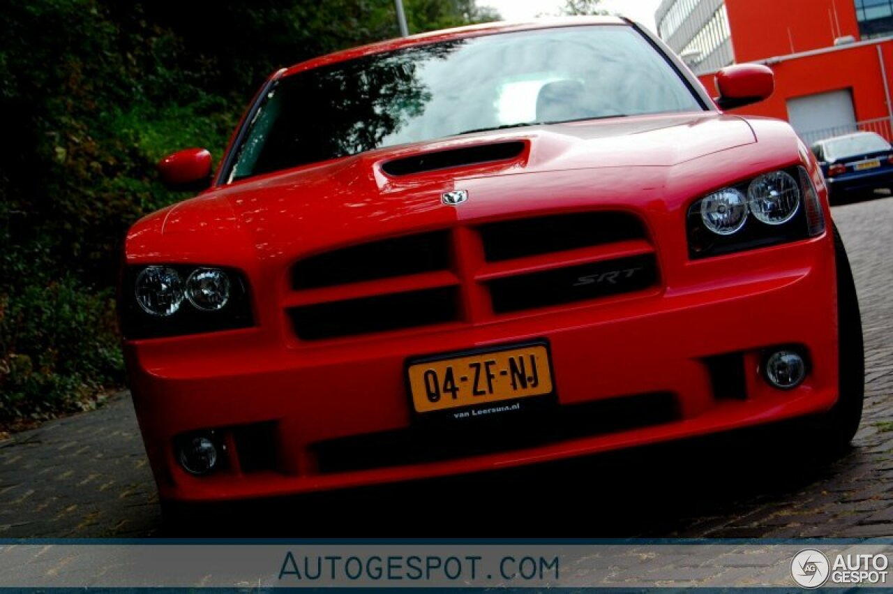 Dodge Charger SRT-8