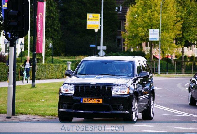 Jeep Grand Cherokee SRT-8 2005