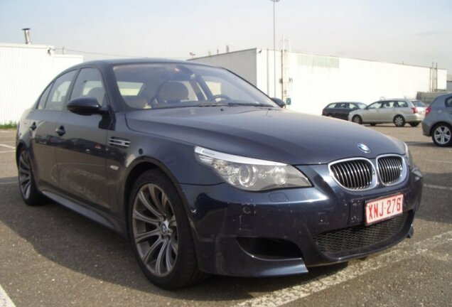 BMW M5 E60 2005