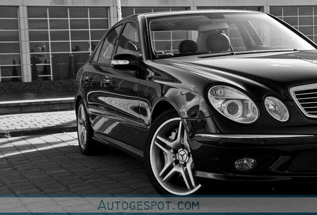 Mercedes-Benz E 55 AMG