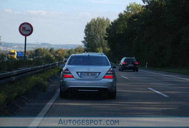 Mercedes-Benz S 65 AMG V221