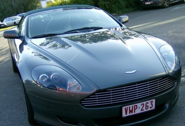 Aston Martin DB9 Volante