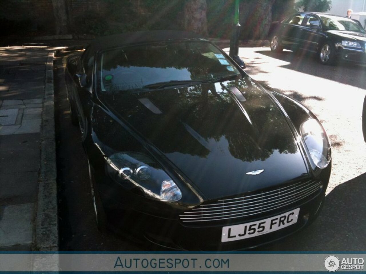 Aston Martin DB9 Volante