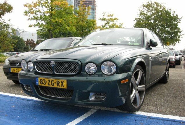 Jaguar XJR