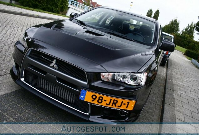 Mitsubishi Lancer Evolution X MR