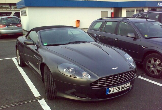 Aston Martin DB9 Volante