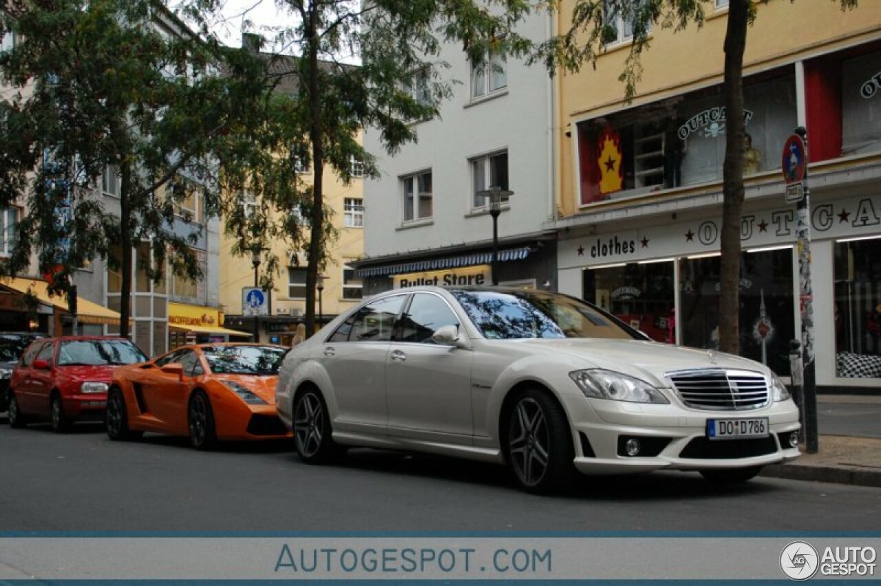 Mercedes-Benz S 65 AMG V221