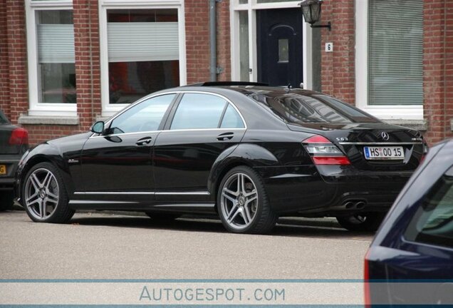 Mercedes-Benz S 63 AMG W221