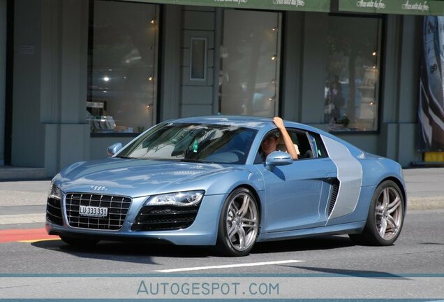 Audi R8 V10