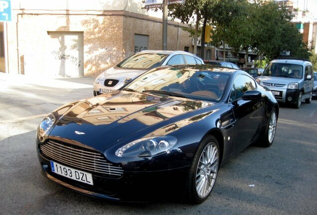 Aston Martin V8 Vantage