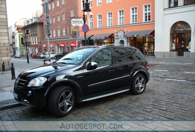 Mercedes-Benz ML 63 AMG W164 2009