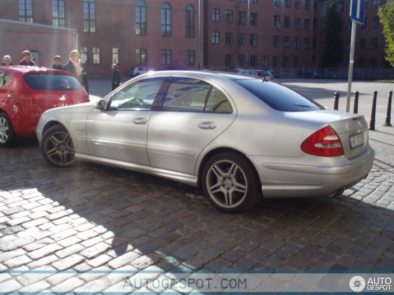 Mercedes-Benz E 55 AMG