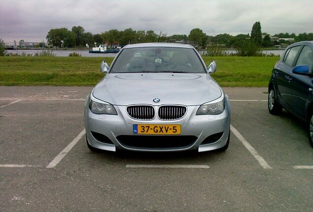 BMW M5 E60 2005