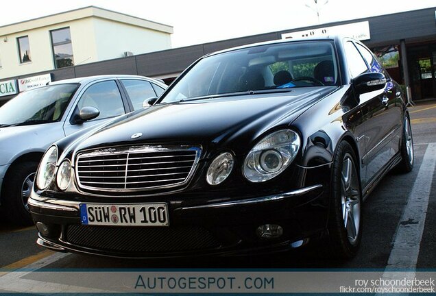 Mercedes-Benz E 55 AMG