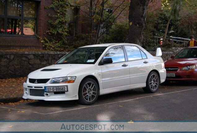 Mitsubishi Lancer Evolution IX