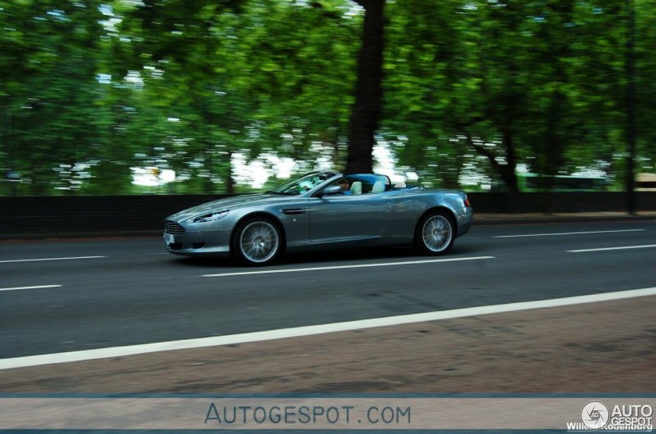 Aston Martin DB9 Volante