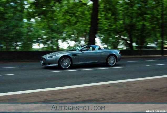 Aston Martin DB9 Volante