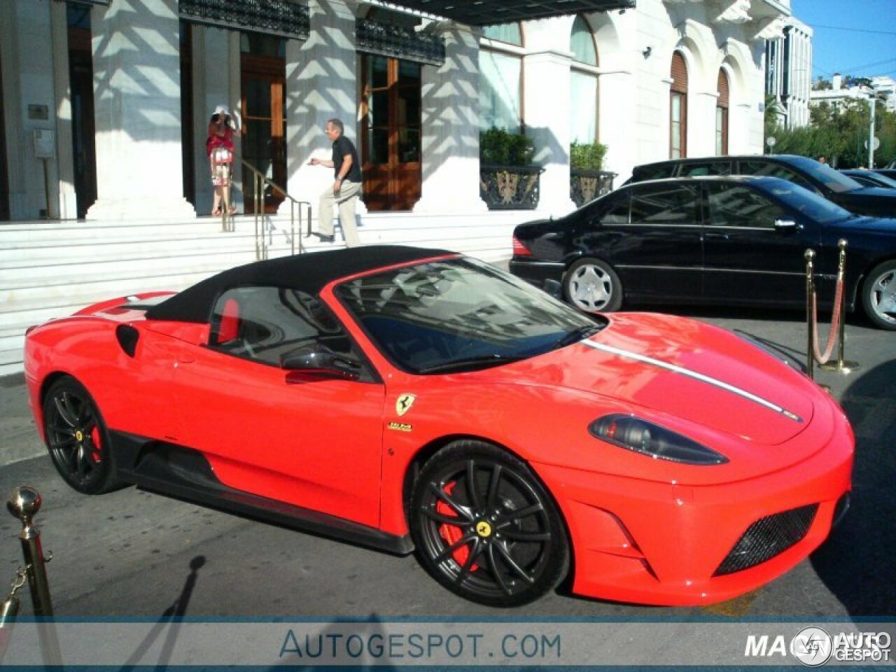 Ferrari Scuderia Spider 16M