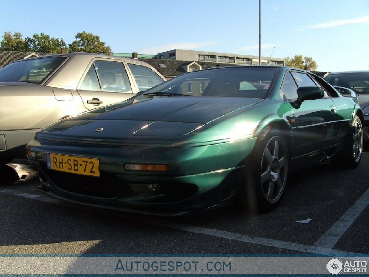 Lotus Esprit V8