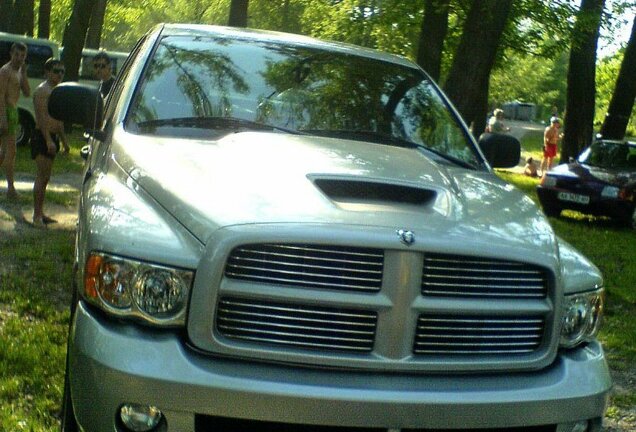 Dodge RAM SRT-10 Quad-Cab