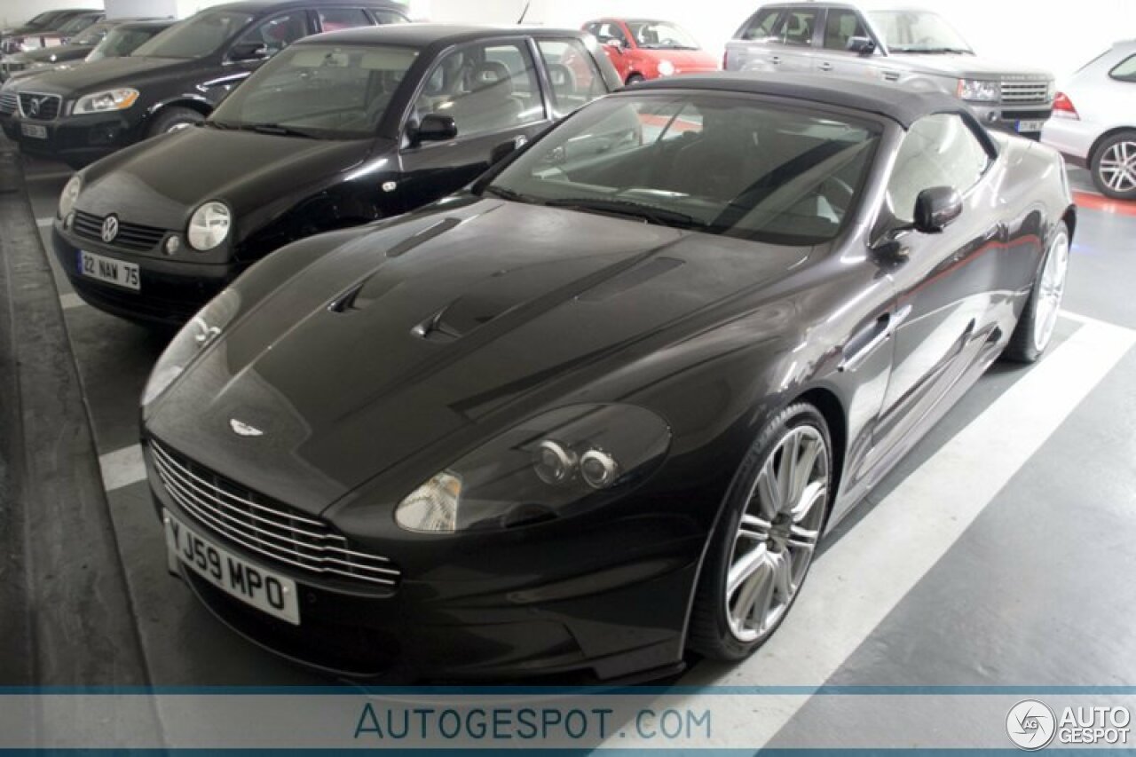 Aston Martin DBS Volante