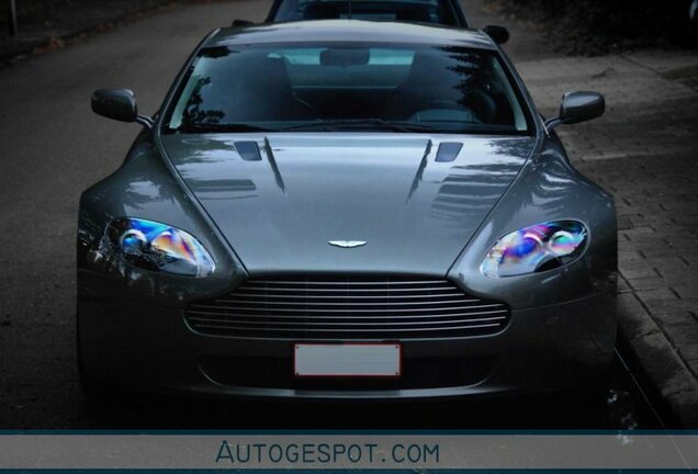 Aston Martin V8 Vantage