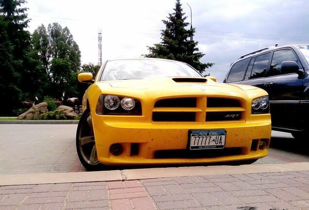 Dodge Charger SRT-8 Super Bee