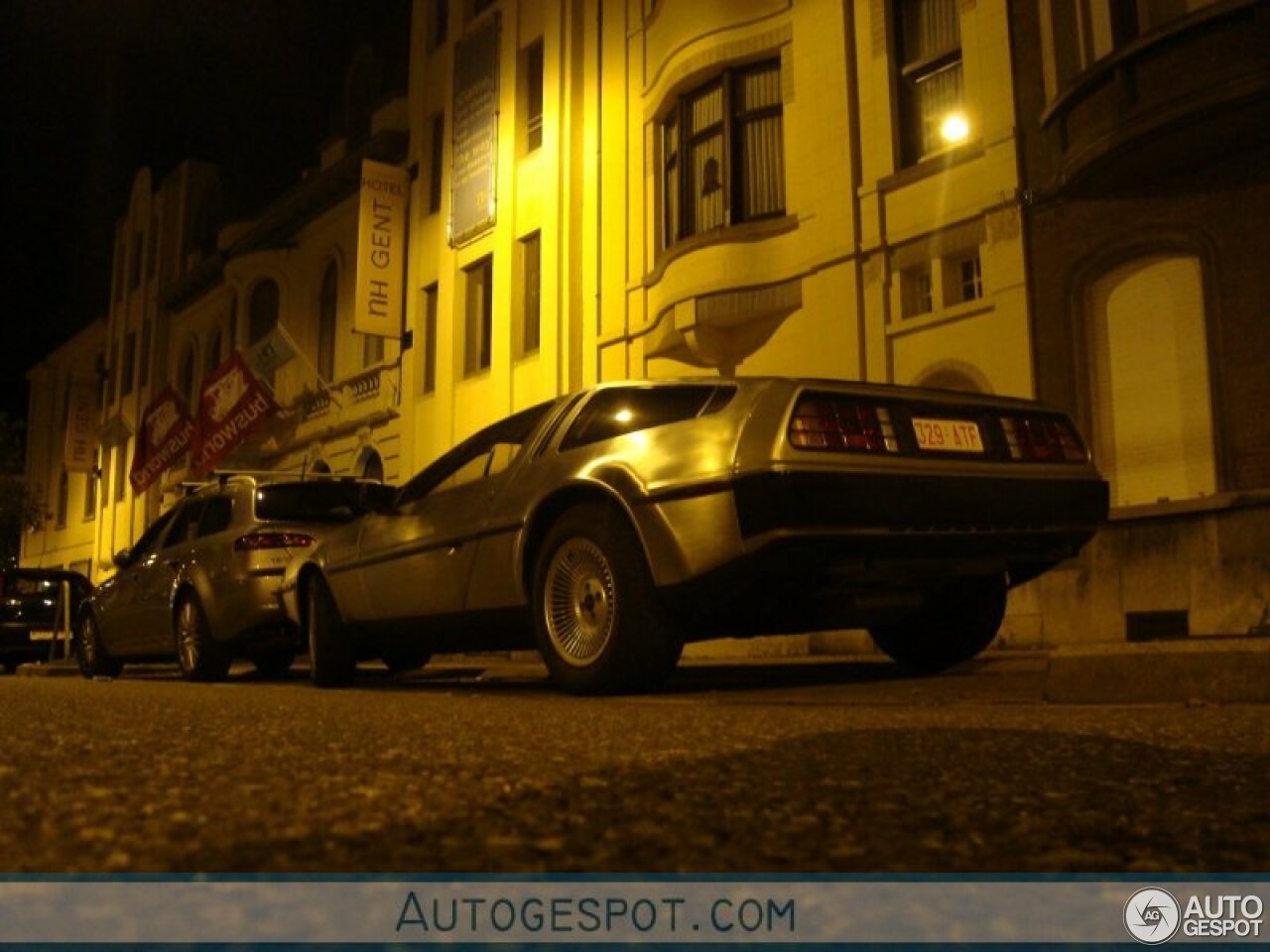 DeLorean DMC-12