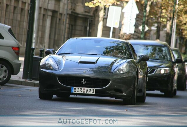 Ferrari California