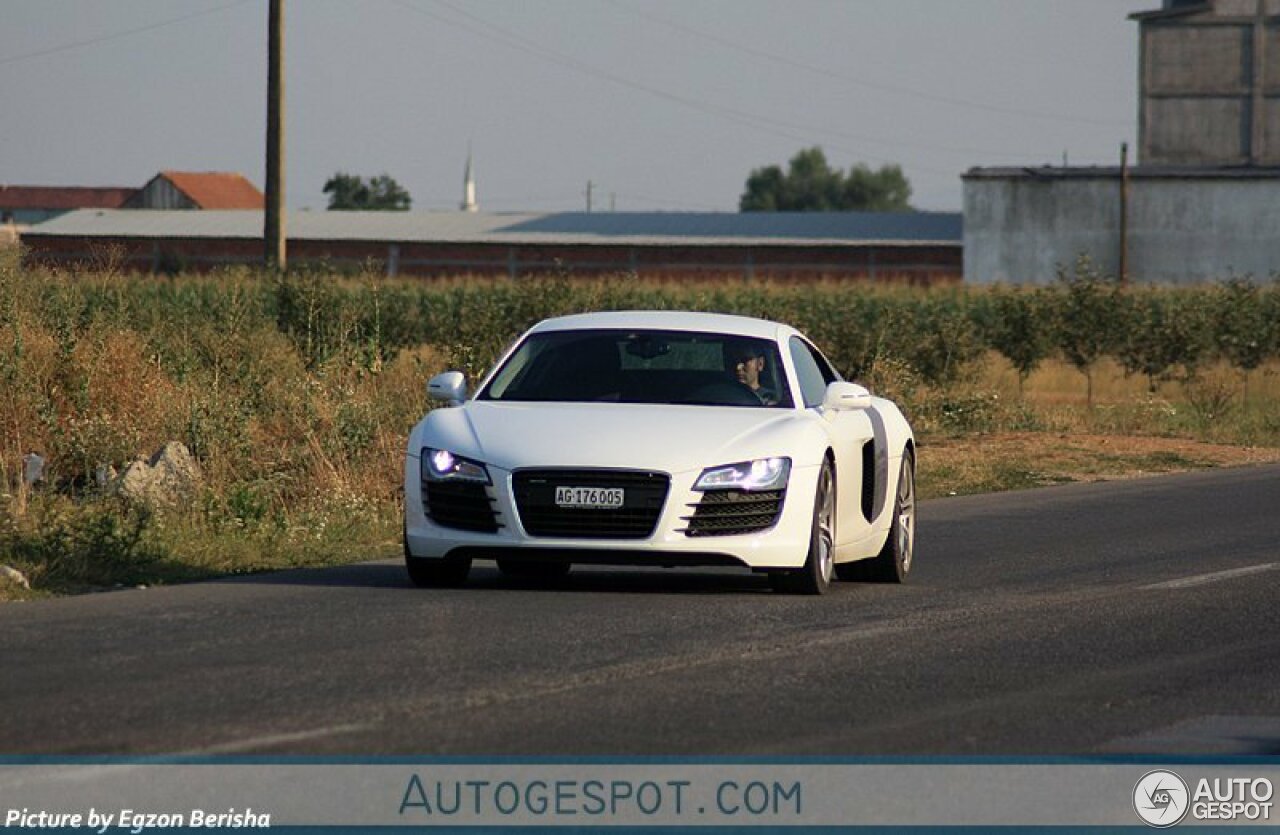 Audi R8