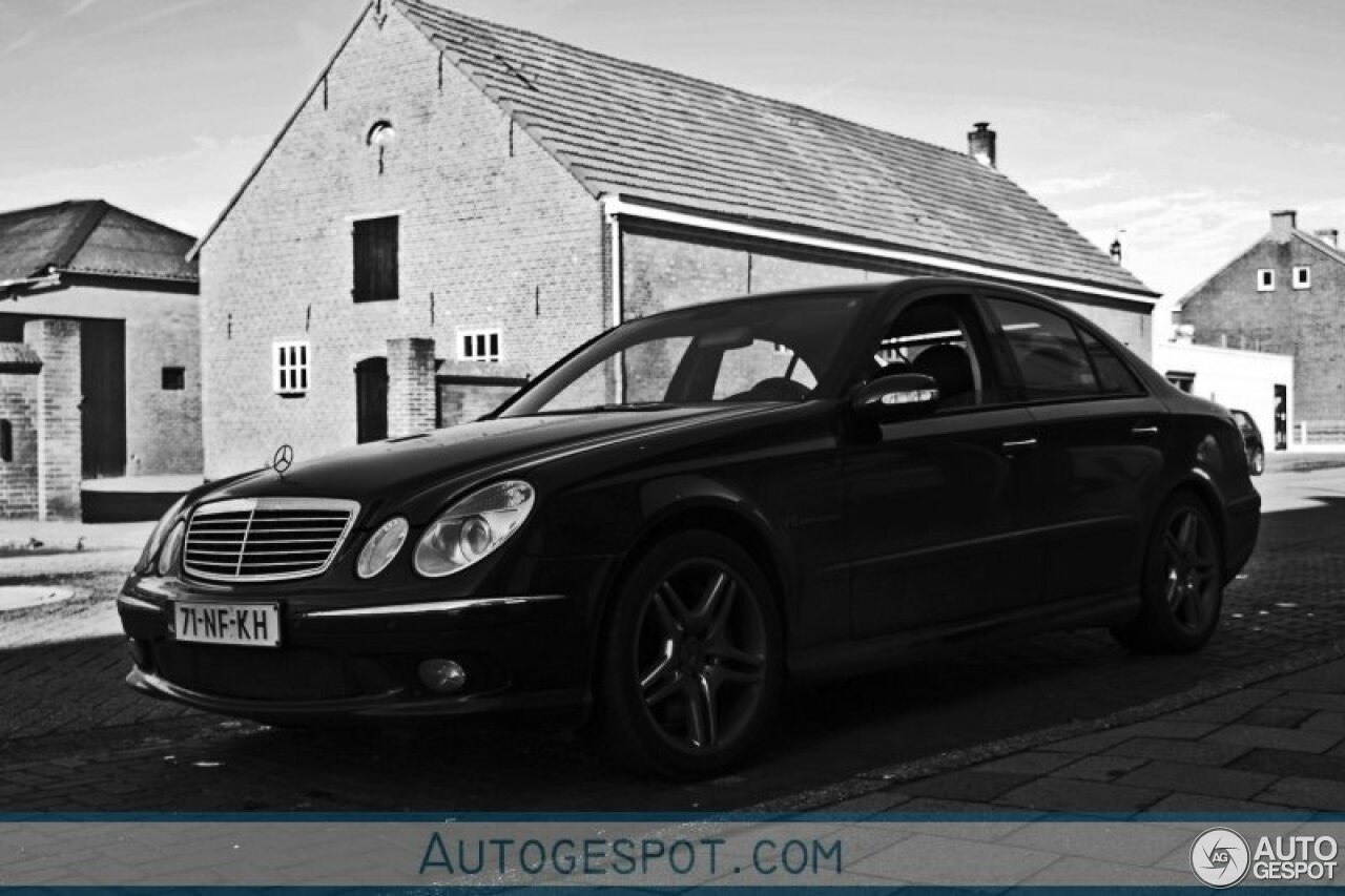 Mercedes-Benz E 55 AMG