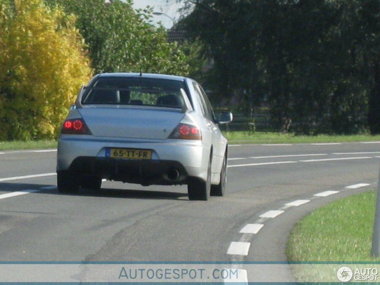 Mitsubishi Lancer Evolution IX