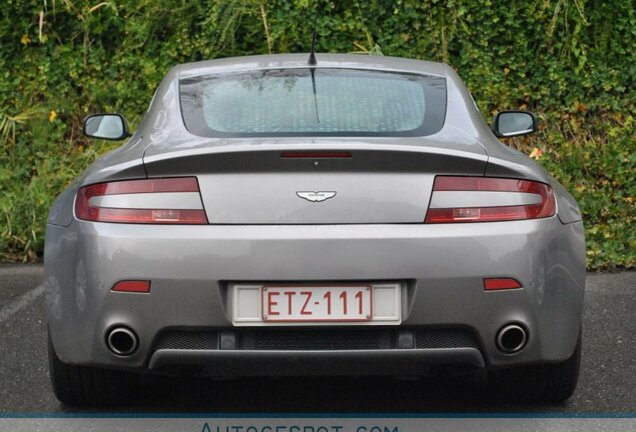 Aston Martin V8 Vantage