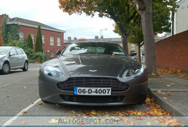 Aston Martin V8 Vantage