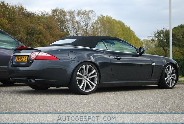 Jaguar XKR Convertible 2006