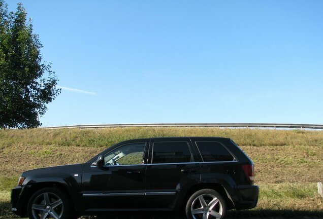 Jeep Grand Cherokee SRT-8 2005