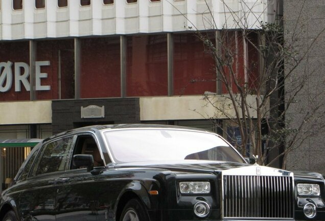 Rolls-Royce Phantom EWB