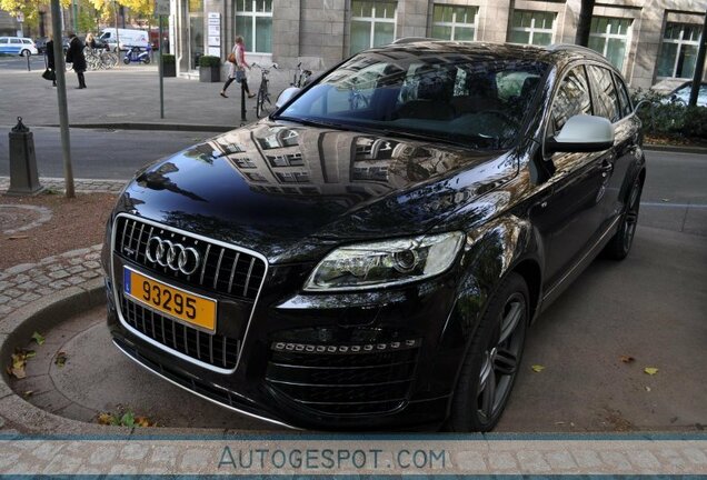 Audi Q7 V12 TDI