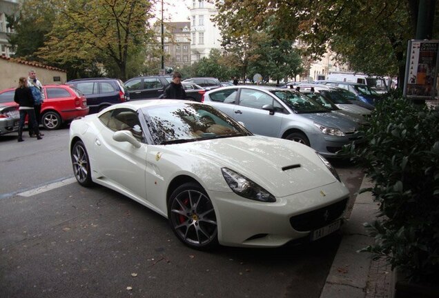 Ferrari California