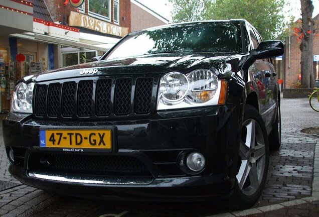 Jeep Grand Cherokee SRT-8 2005