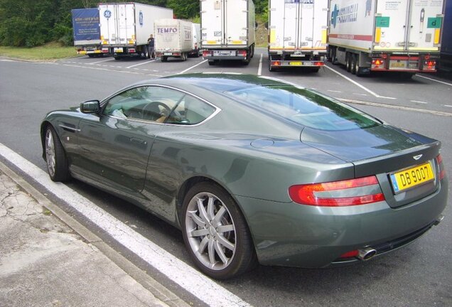 Aston Martin DB9