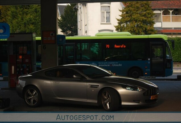 Aston Martin DB9