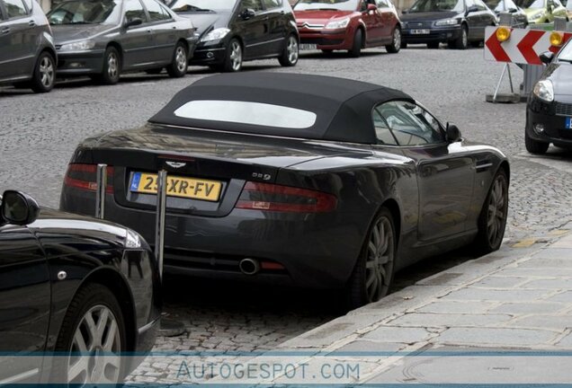 Aston Martin DB9 Volante