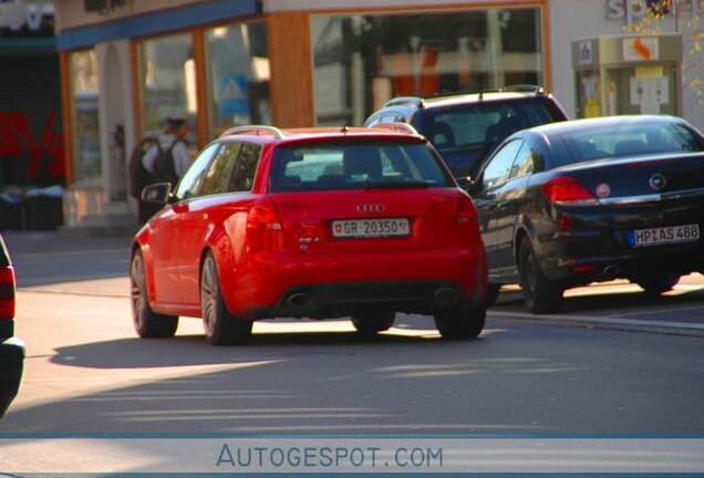 Audi RS4 Avant B7